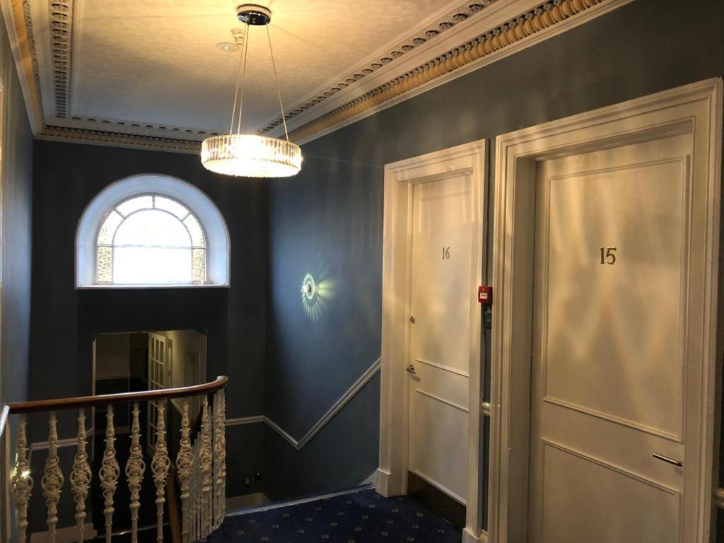 Edinburgh Lodge West End Экстерьер фото